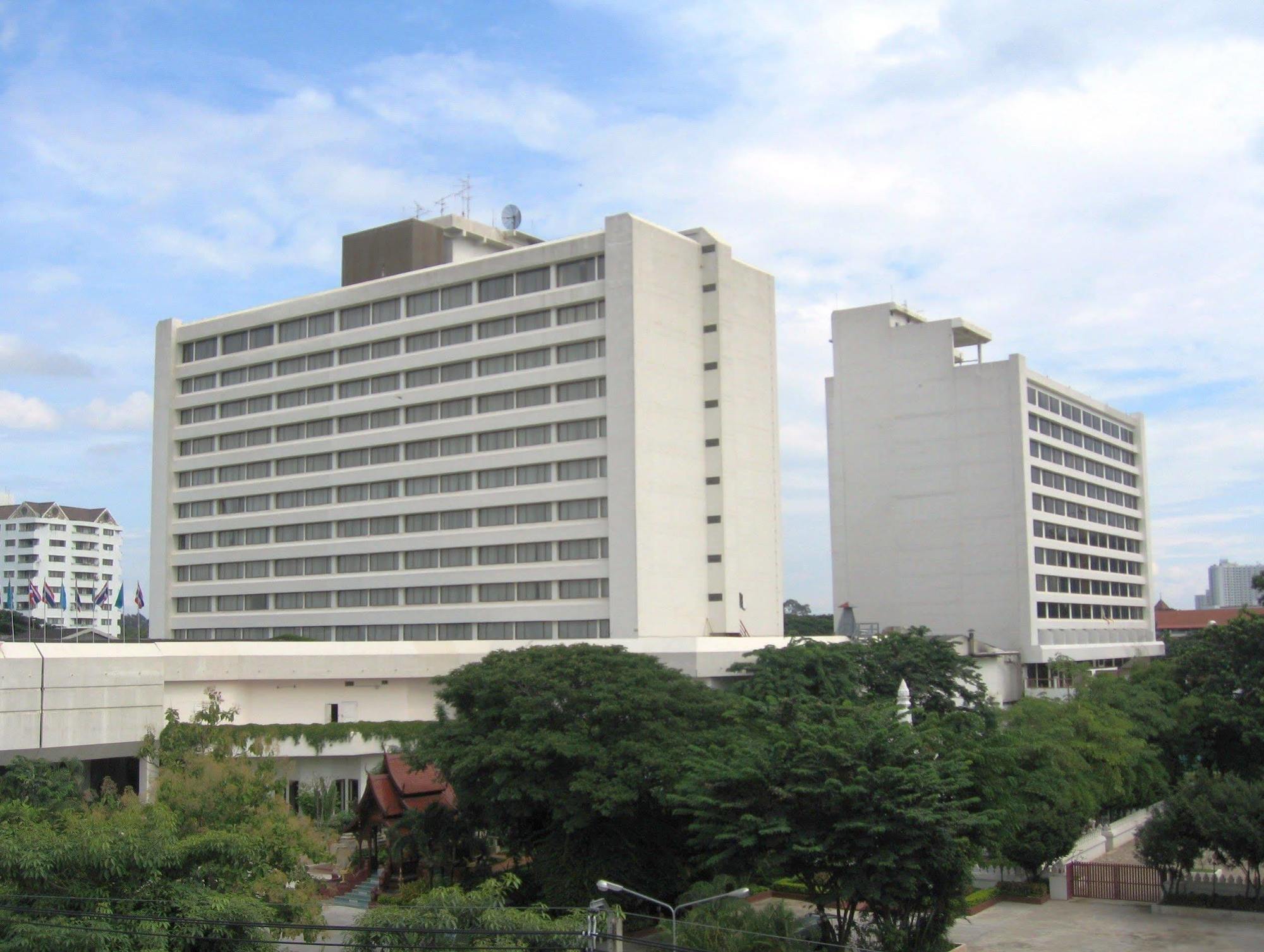 Chiangmai Plaza Hotel Chiang Mai Exterior photo